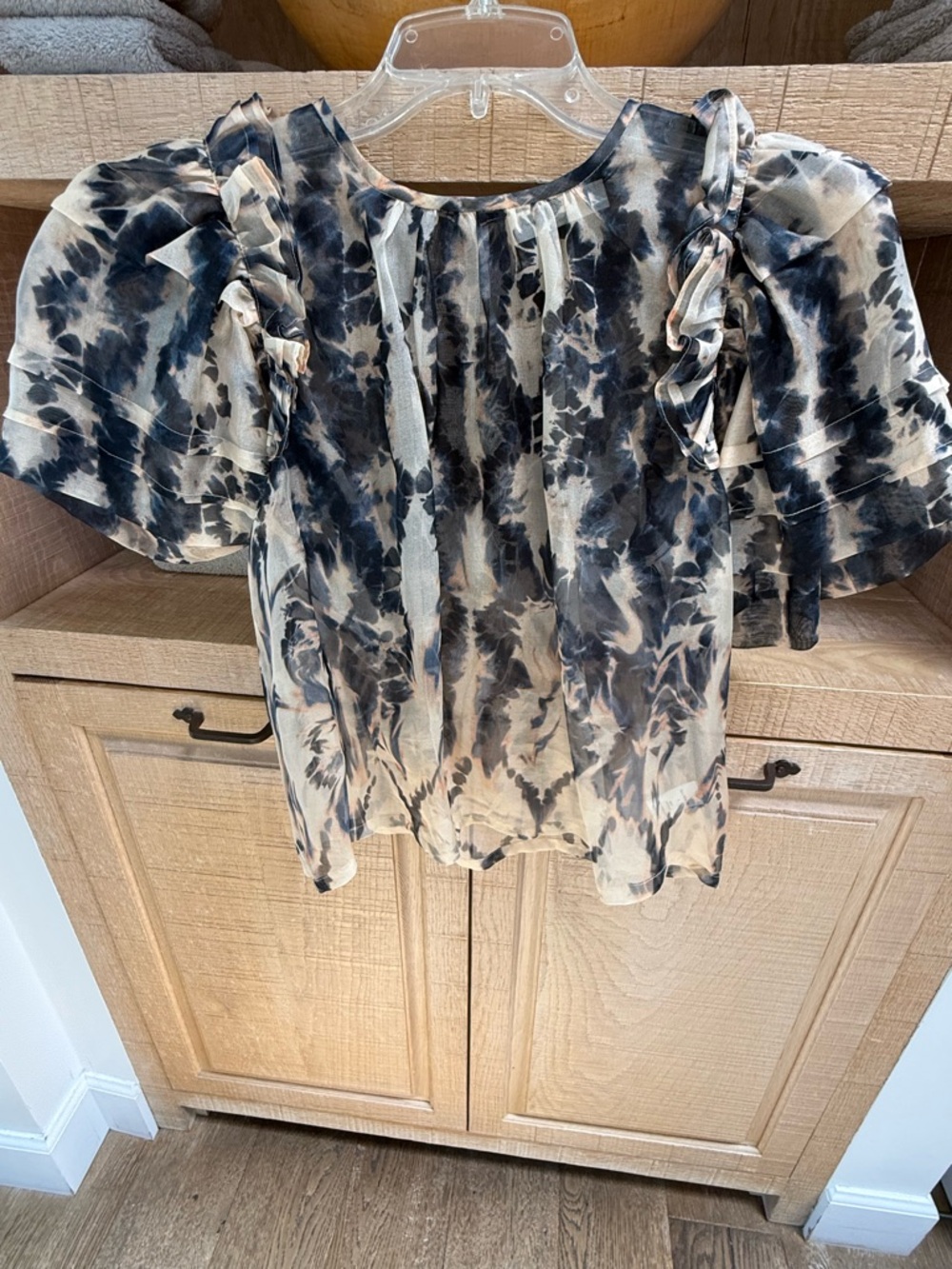 Ulla Johnson Tie-Dye Puff / Flutter Sleeve Silk Blouse in Navy and Cream